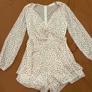 polka dot romper (s)